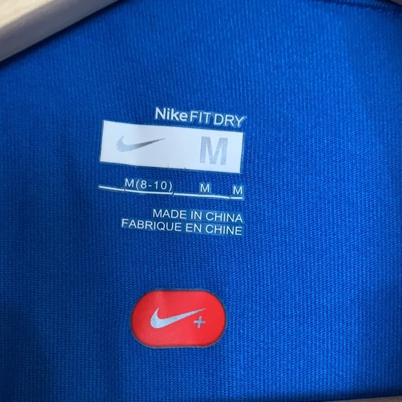 long-sleeve T-shirt used in good condition for women size -M- 8. -10 - Picture 4 of 9